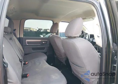 2017 Ram 2500 Big Horn 4X4 6'4 Box z USA, uszkodzony, nr VIN 3C6UR5DL0HG694499